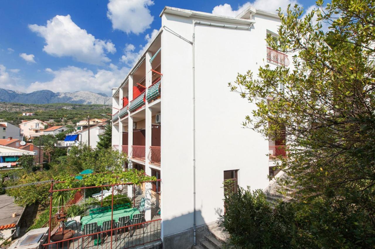 Apartments By The Sea Podgora, Makarska - 12326 Kültér fotó