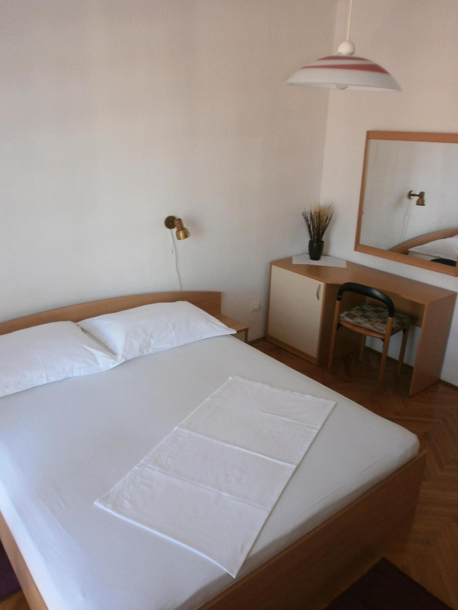 Apartments By The Sea Podgora, Makarska - 12326 Szoba fotó
