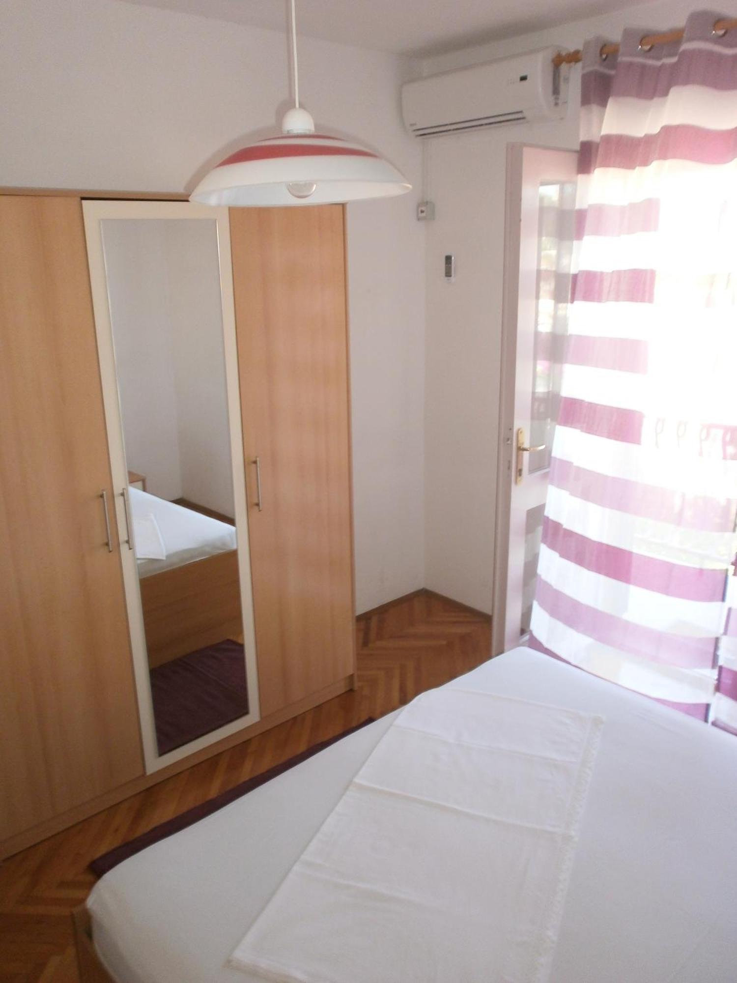 Apartments By The Sea Podgora, Makarska - 12326 Szoba fotó